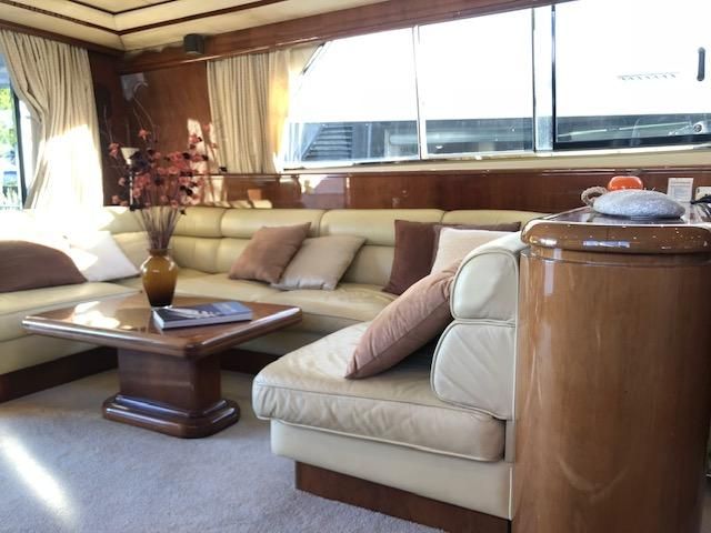 Location yachts FALCON 80S