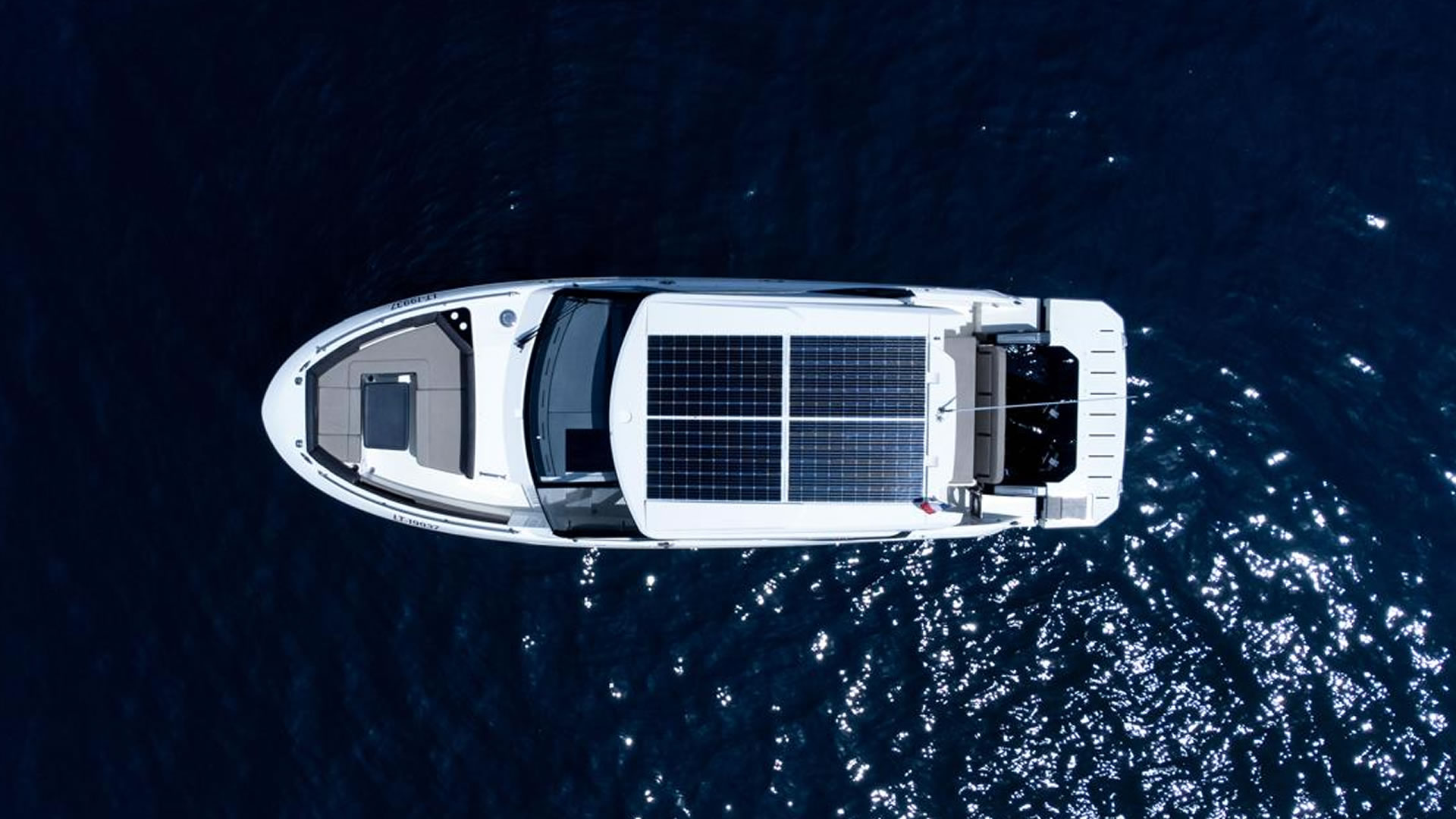 Rental rental AZIMUT 53