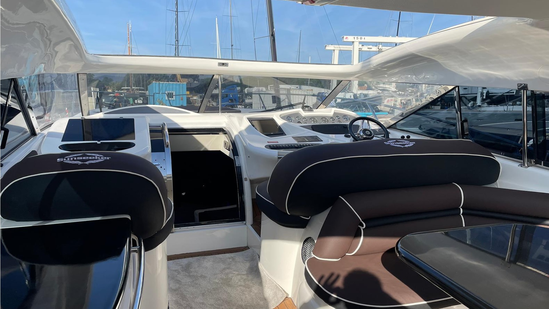 Location yachts PREDATOR 60 Refit 2025