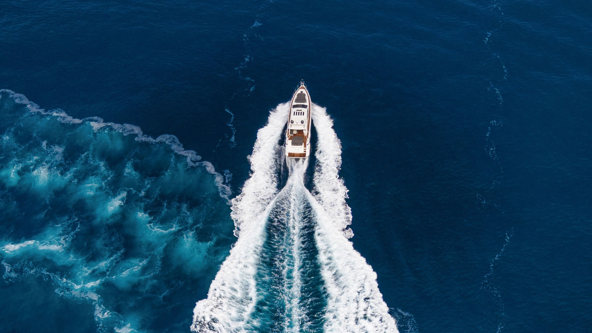 Location yachts AZIMUT 68S