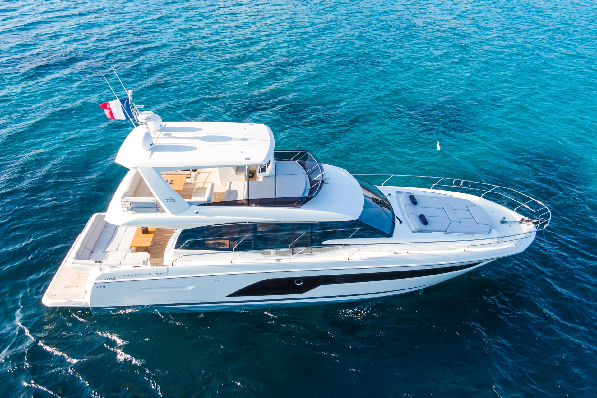 Rental rental PRESTIGE 590