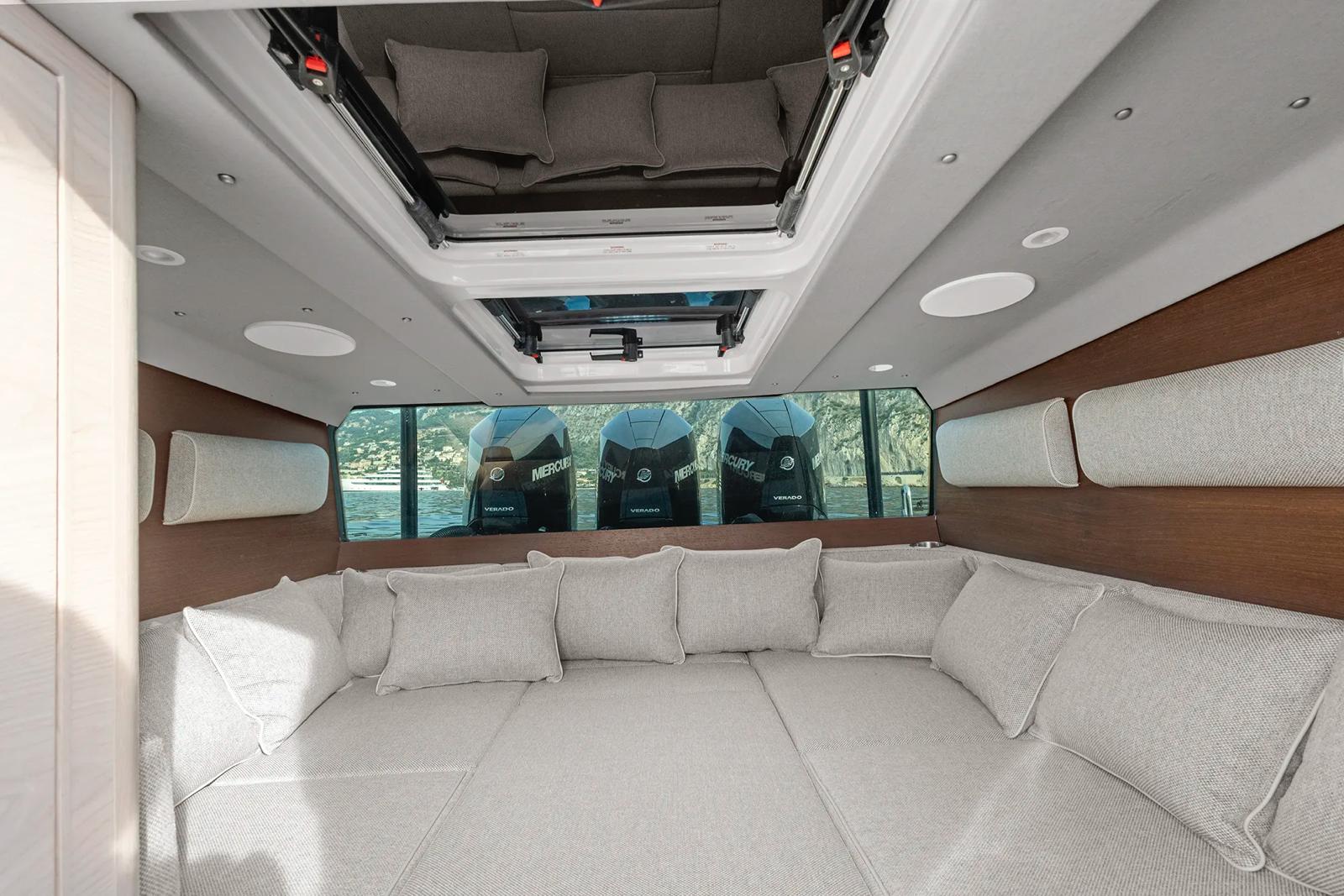 Rental rental AXOPAR 45