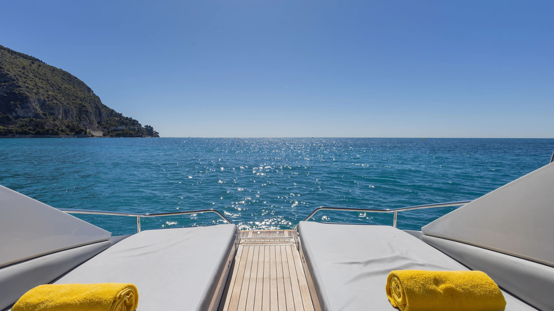 Rental rental SUNSEEKER SUPERHAWK 43