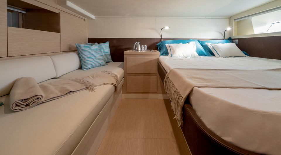 Rental rental SOLARIS 44