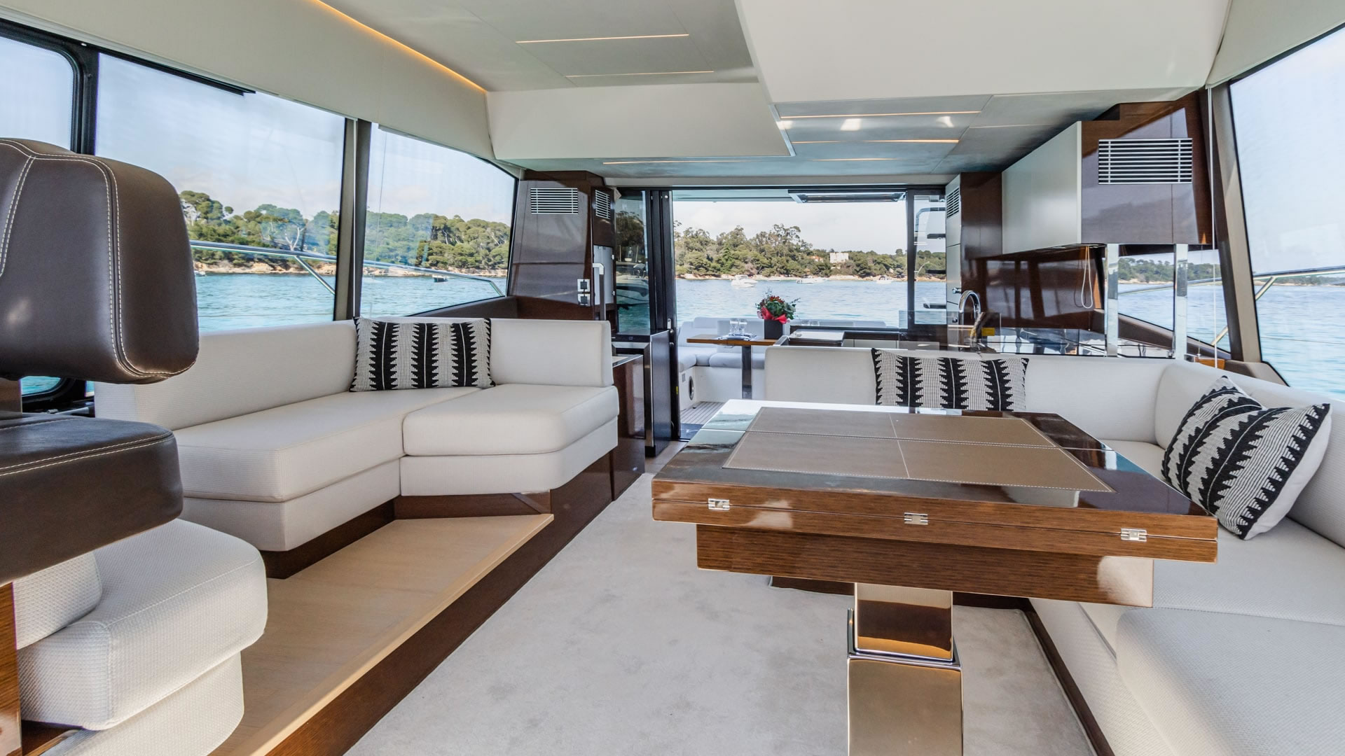 Location location PRESTIGE 590