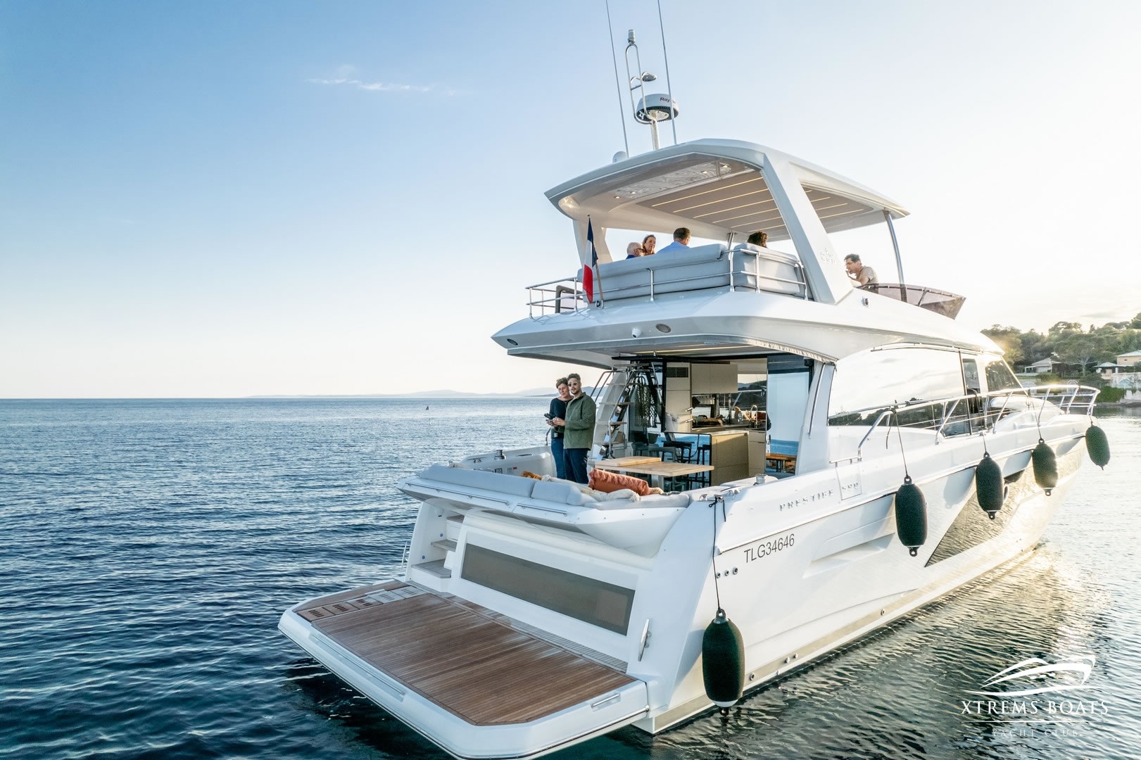 Yachts charter Jeanneau Prestige Fly 590