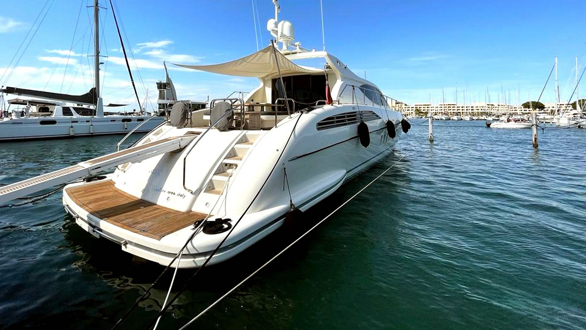 Location yachts Leopard 24