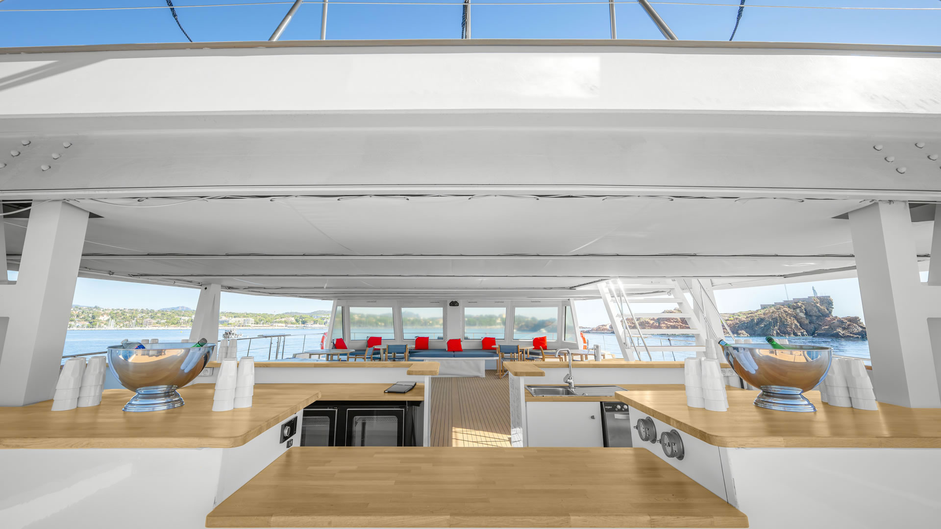 Location catamarans CATAMARAN XT 200