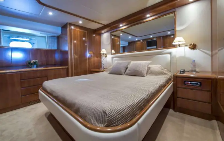 Rental rental FALCON 86