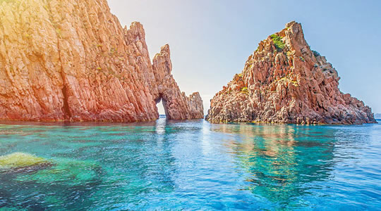 https://www.voyageencorse.com/