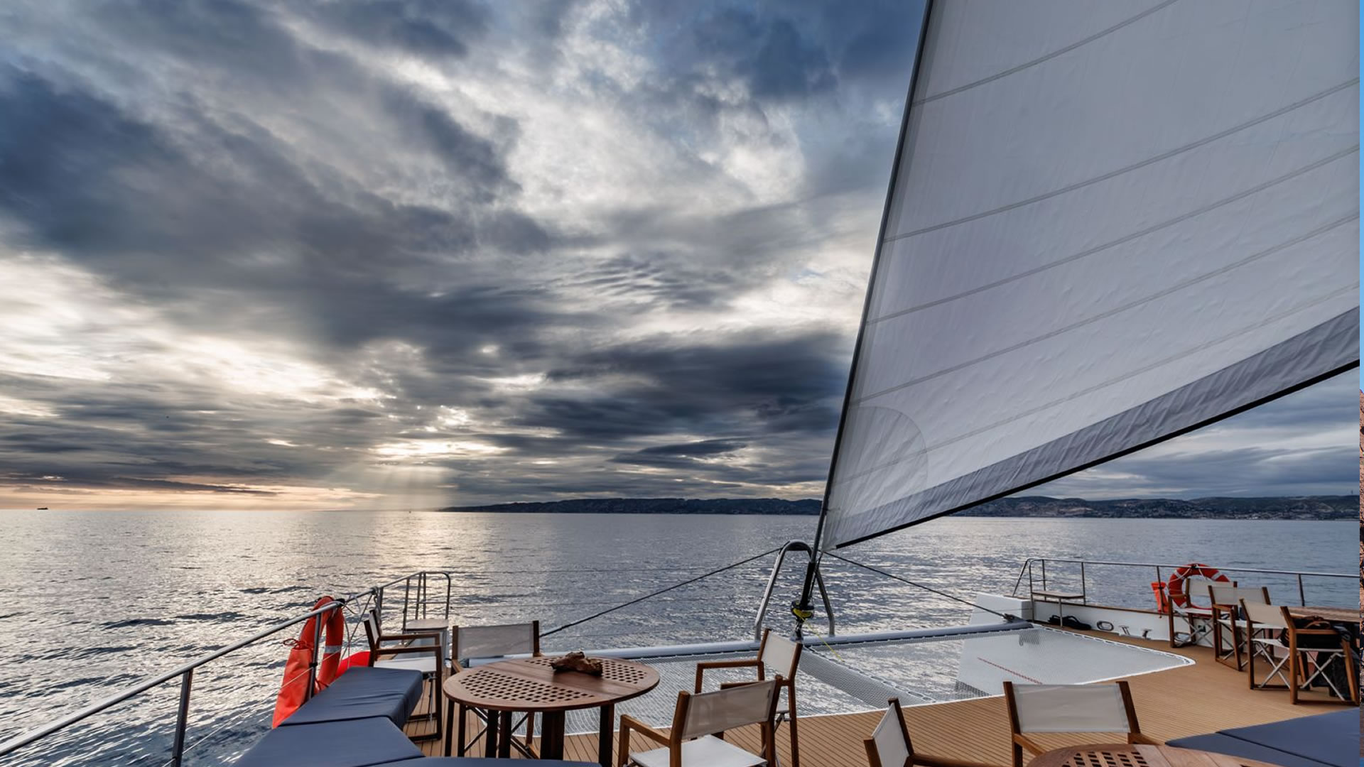Rental rental CATAMARAN XT 180