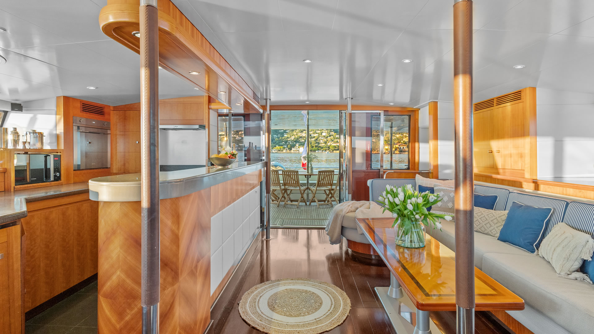 Catamarans rental CATAMARAN MD20