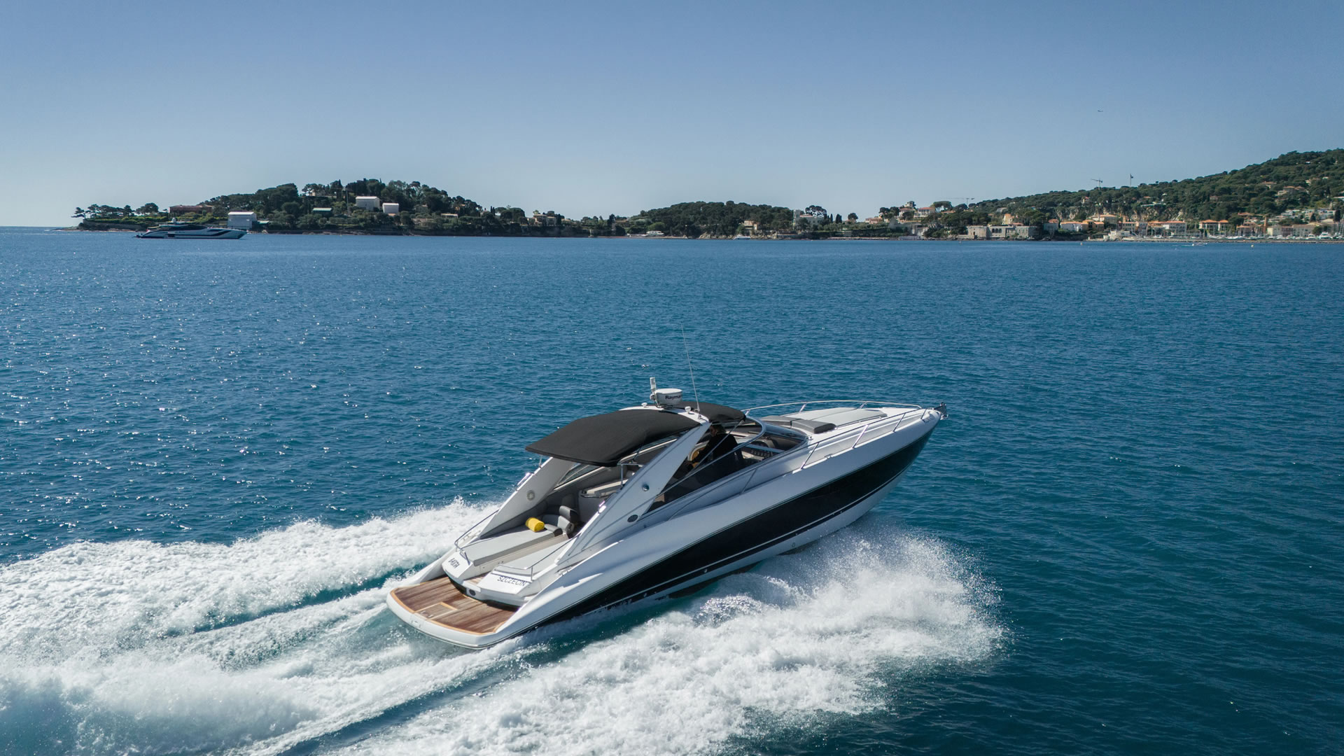 Rental rental SUNSEEKER SUPERHAWK 43